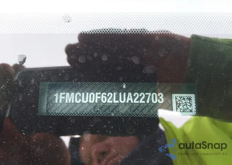 2020 Ford Escape S z USA, uszkodzony, nr VIN 1FMCU0F62LUA22703